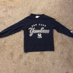 Yankees long sleeve tee shirt